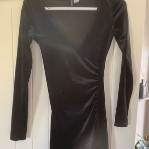 H&M velvet material bodycon dress size 0